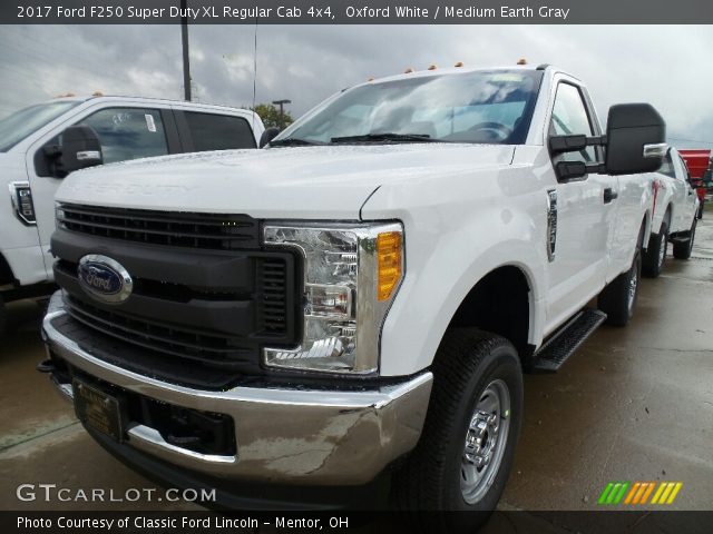 2017 Ford F250 Super Duty XL Regular Cab 4x4 in Oxford White