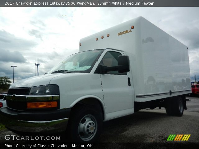 2017 Chevrolet Express Cutaway 3500 Work Van in Summit White