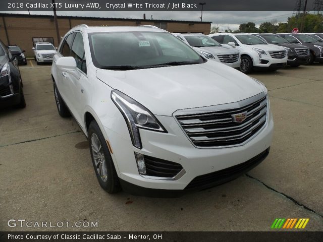 2018 Cadillac XT5 Luxury AWD in Crystal White Tricoat