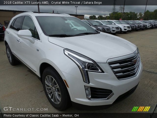 2018 Cadillac XT5 Luxury AWD in Crystal White Tricoat