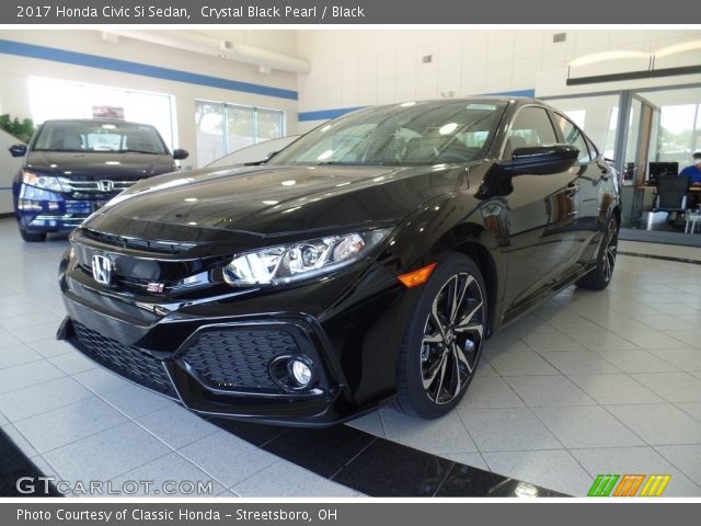 2017 Honda Civic Si Sedan in Crystal Black Pearl