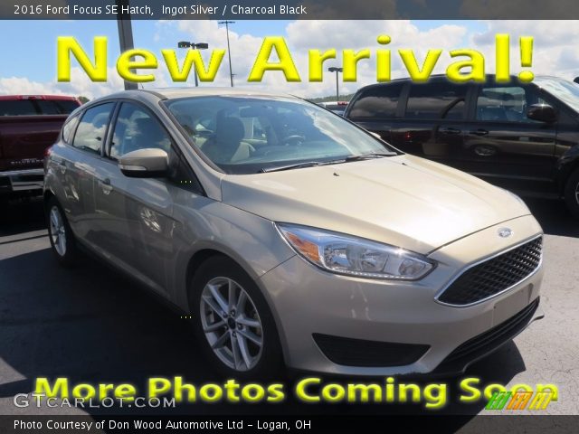 2016 Ford Focus SE Hatch in Ingot Silver