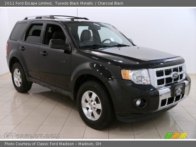 2011 Ford Escape Limited in Tuxedo Black Metallic