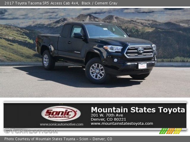 2017 Toyota Tacoma SR5 Access Cab 4x4 in Black