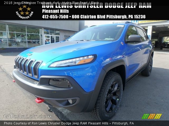 2018 Jeep Cherokee Trailhawk 4x4 in Hydro Blue Pearl