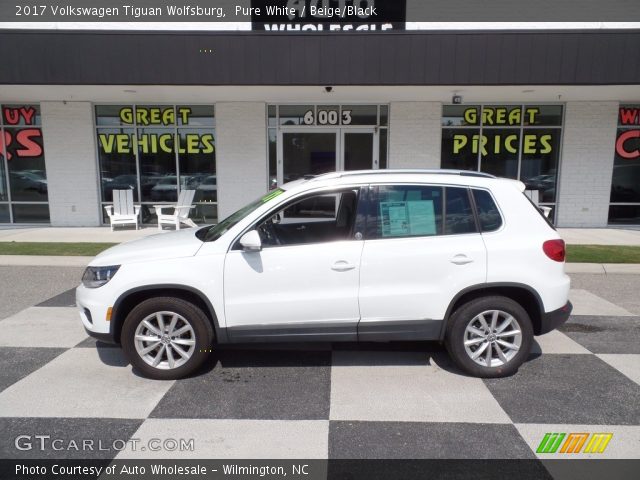 2017 Volkswagen Tiguan Wolfsburg in Pure White