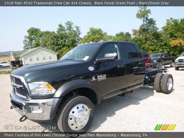 2018 Ram 4500 Tradesman Crew Cab 4x4 Chassis in Black Forest Green Pearl