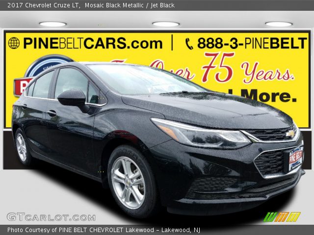 2017 Chevrolet Cruze LT in Mosaic Black Metallic