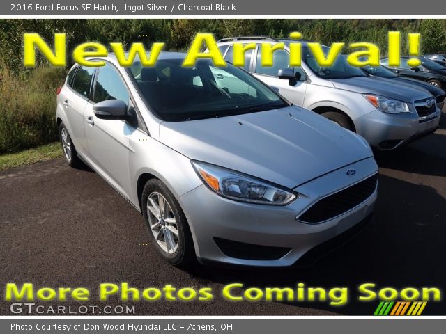 2016 Ford Focus SE Hatch in Ingot Silver