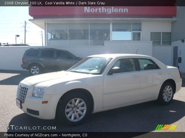 2008 Chrysler 300 LX in Cool Vanilla White