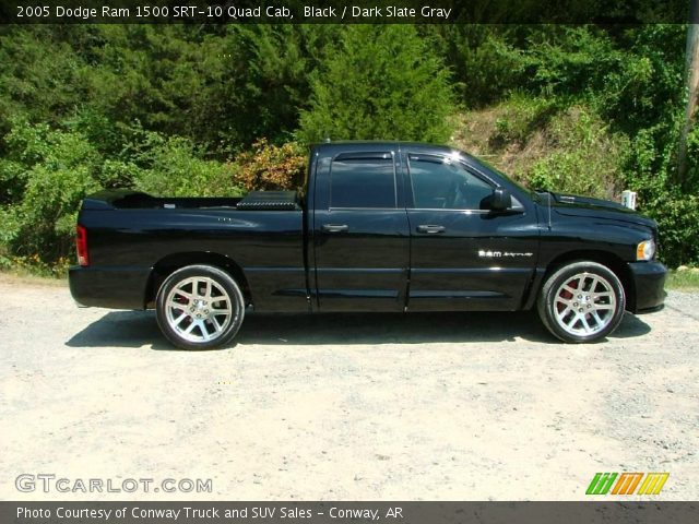 2005 Dodge Ram 1500 SRT-10 Quad Cab in Black