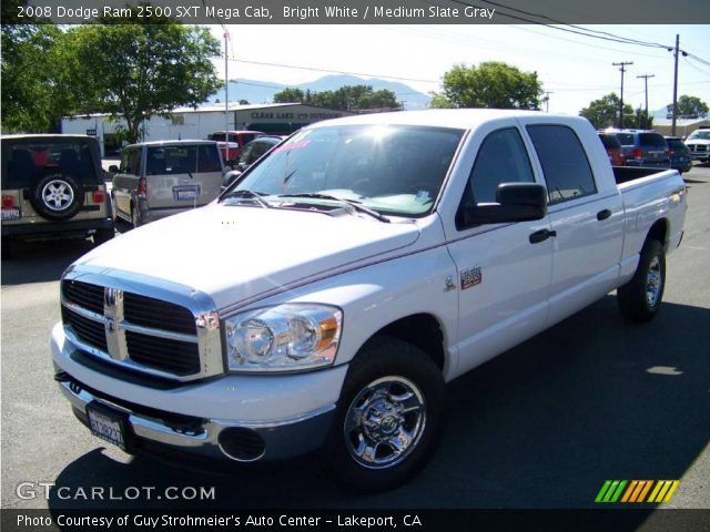 2008 Dodge Ram 2500 SXT Mega Cab in Bright White