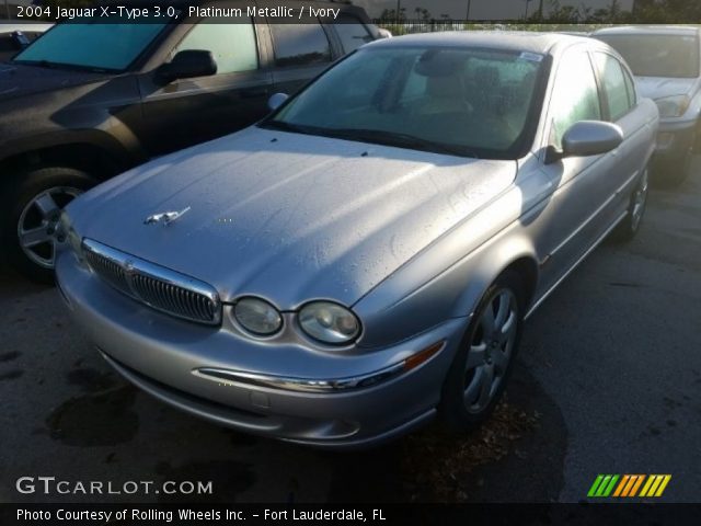 2004 Jaguar X-Type 3.0 in Platinum Metallic