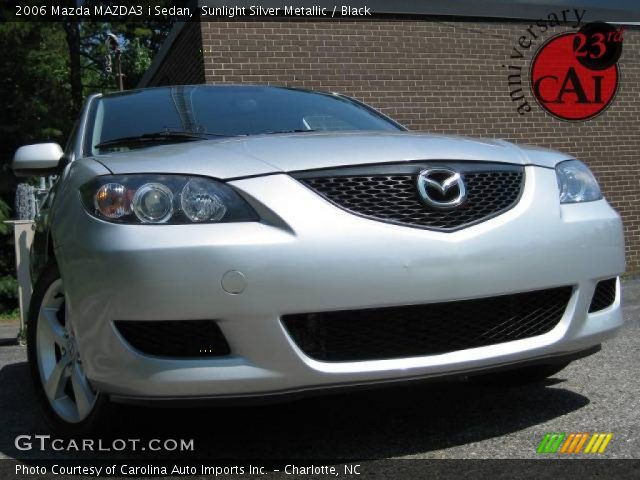2006 Mazda MAZDA3 i Sedan in Sunlight Silver Metallic
