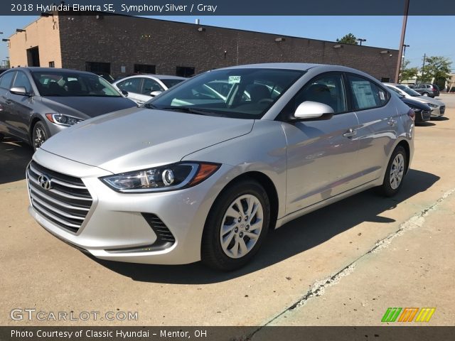 2018 Hyundai Elantra SE in Symphony Silver