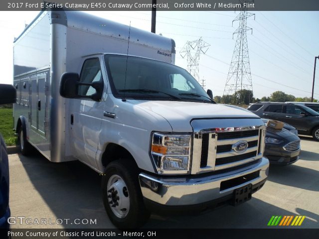 2017 Ford E Series Cutaway E450 Cutaway Commercial in Oxford White