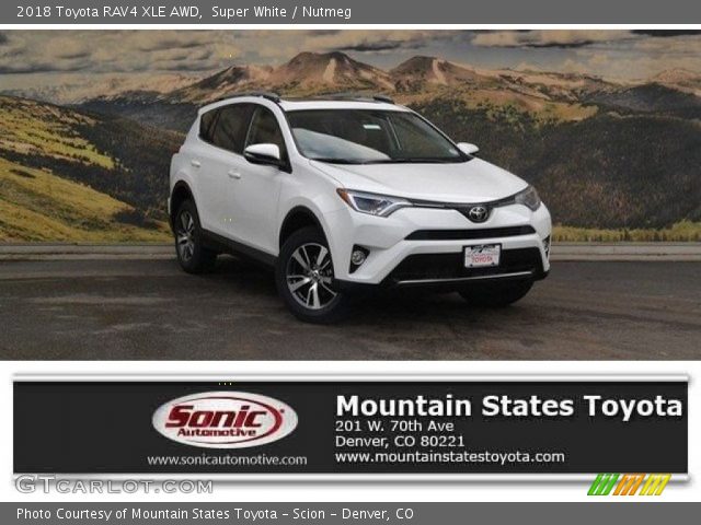 2018 Toyota RAV4 XLE AWD in Super White