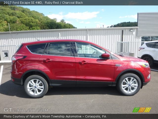 2017 Ford Escape SE 4WD in Ruby Red