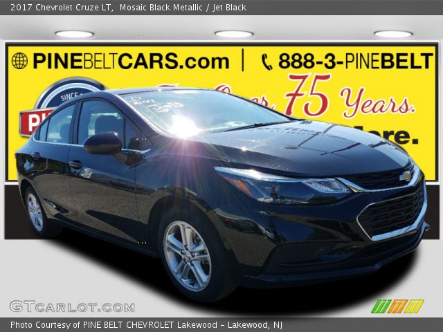 2017 Chevrolet Cruze LT in Mosaic Black Metallic