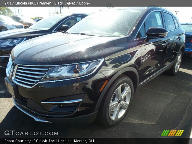 2017 Lincoln MKC Premier in Black Velvet