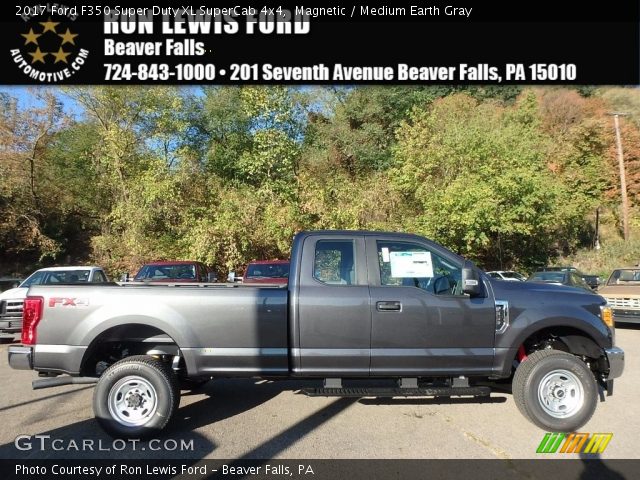 2017 Ford F350 Super Duty XL SuperCab 4x4 in Magnetic