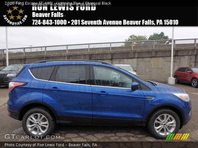 2018 Ford Escape SE 4WD in Lightning Blue