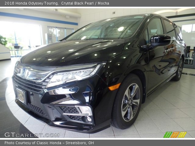 2018 Honda Odyssey Touring in Crystal Black Pearl