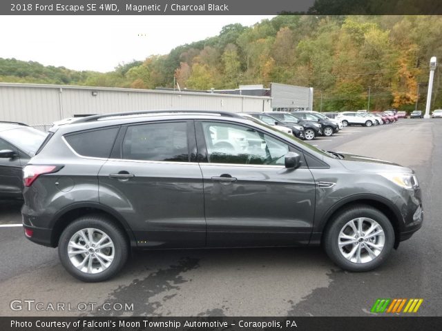2018 Ford Escape SE 4WD in Magnetic