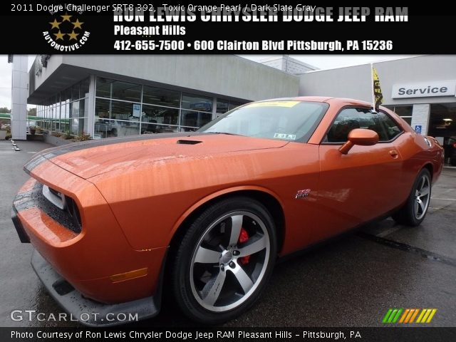 2011 Dodge Challenger SRT8 392 in Toxic Orange Pearl