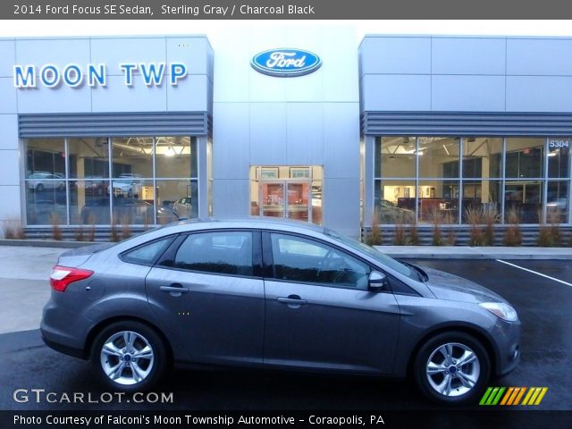 2014 Ford Focus SE Sedan in Sterling Gray