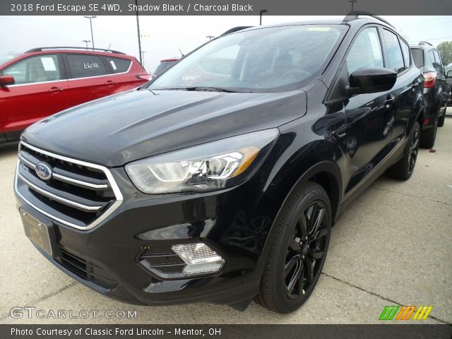 2018 Ford Escape SE 4WD in Shadow Black