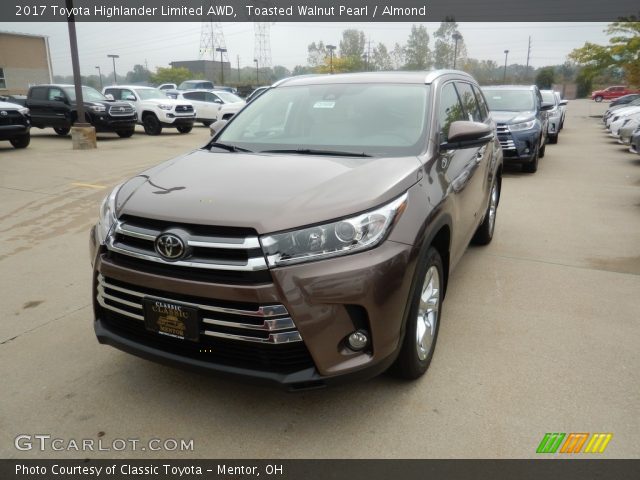 2017 Toyota Highlander Limited AWD in Toasted Walnut Pearl