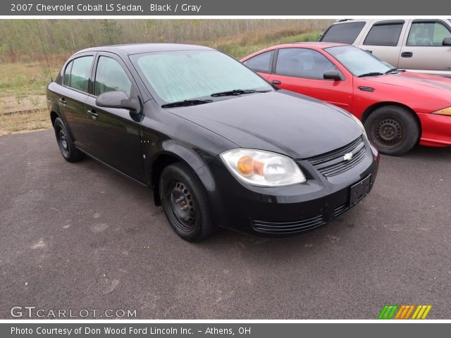 2007 Chevrolet Cobalt LS Sedan in Black