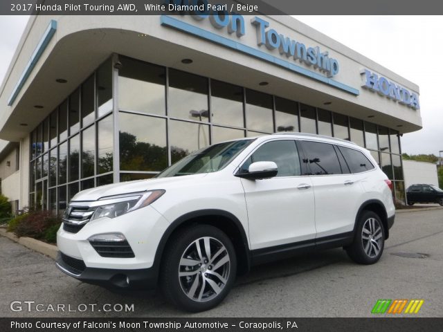 2017 Honda Pilot Touring AWD in White Diamond Pearl