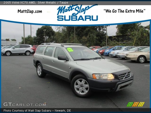 2005 Volvo XC70 AWD in Silver Metallic