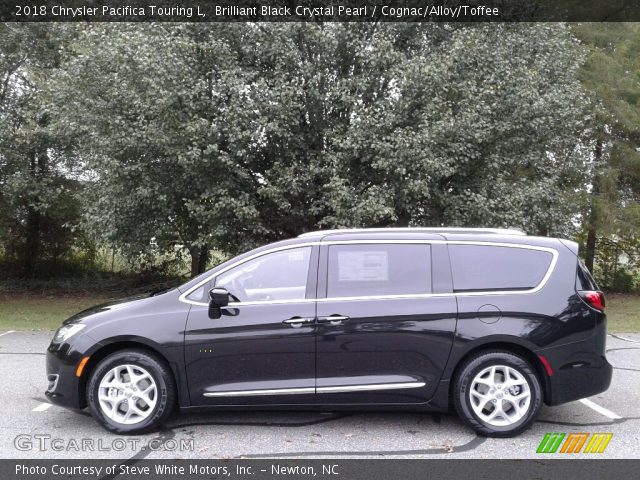 2018 Chrysler Pacifica Touring L in Brilliant Black Crystal Pearl