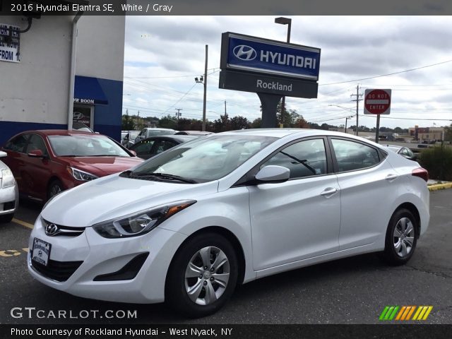 2016 Hyundai Elantra SE in White