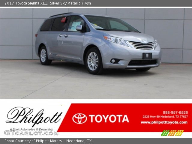 2017 Toyota Sienna XLE in Silver Sky Metallic
