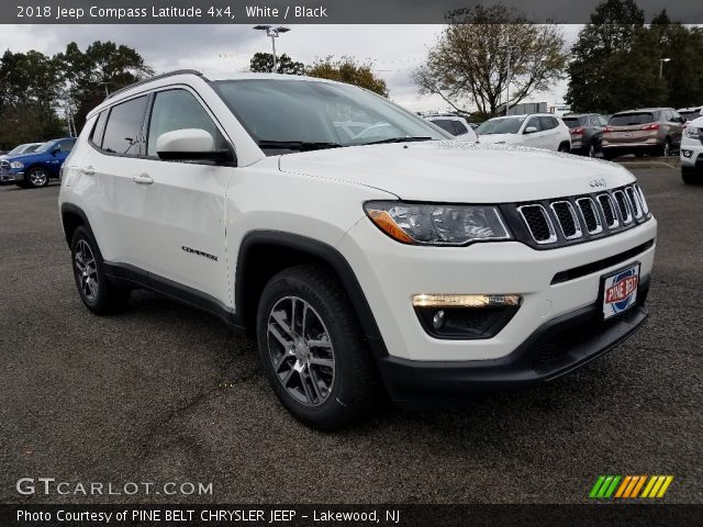 2018 Jeep Compass Latitude 4x4 in White