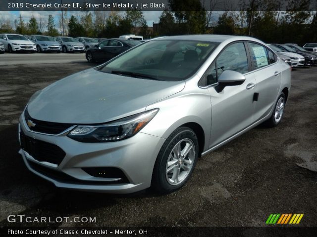 2018 Chevrolet Cruze LT in Silver Ice Metallic