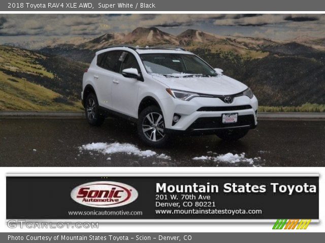 2018 Toyota RAV4 XLE AWD in Super White