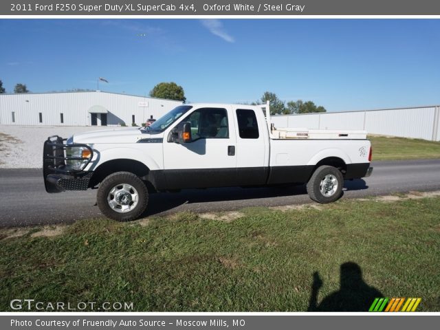 2011 Ford F250 Super Duty XL SuperCab 4x4 in Oxford White