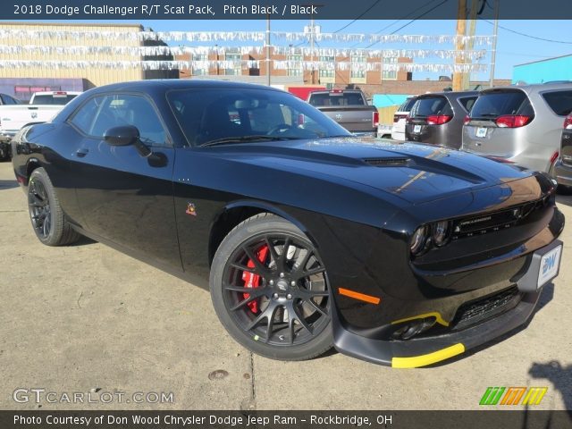 2018 Dodge Challenger R/T Scat Pack in Pitch Black