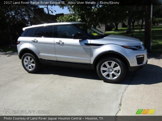 2017 Land Rover Range Rover Evoque SE in Indus Silver Metallic