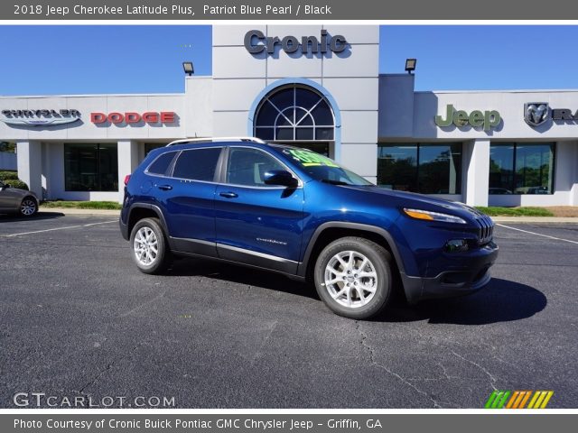 2018 Jeep Cherokee Latitude Plus in Patriot Blue Pearl