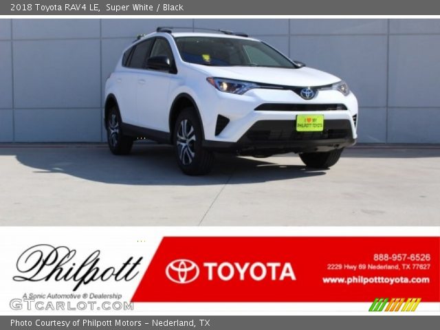 2018 Toyota RAV4 LE in Super White