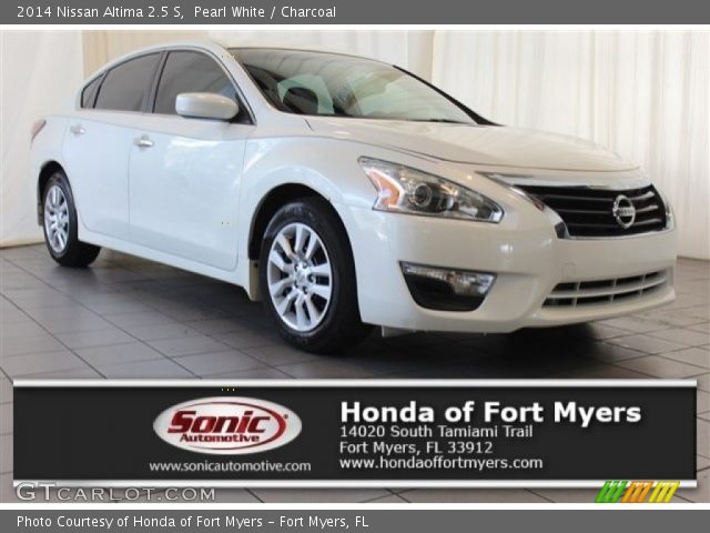 2014 Nissan Altima 2.5 S in Pearl White