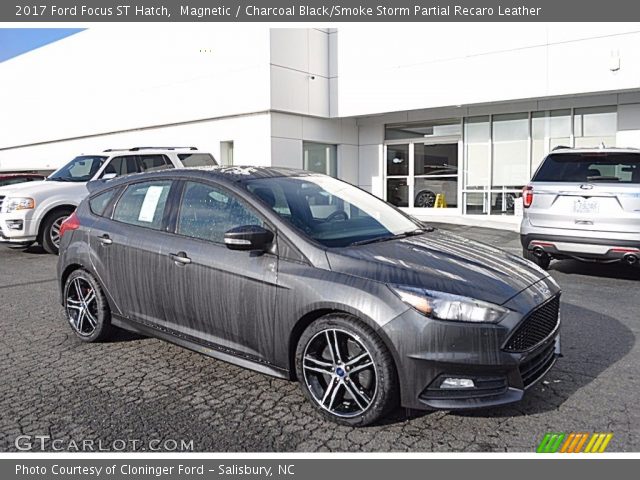 2017 Ford Focus ST Hatch in Magnetic