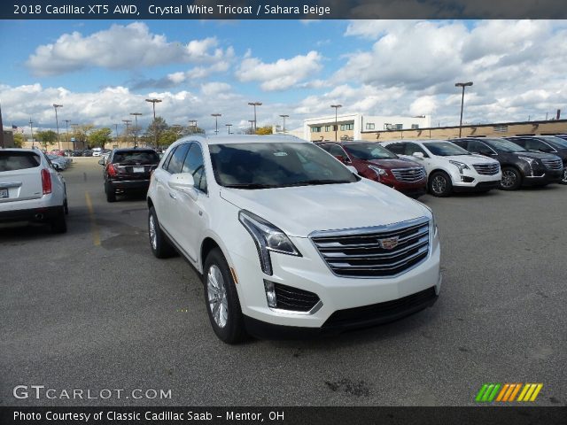 2018 Cadillac XT5 AWD in Crystal White Tricoat