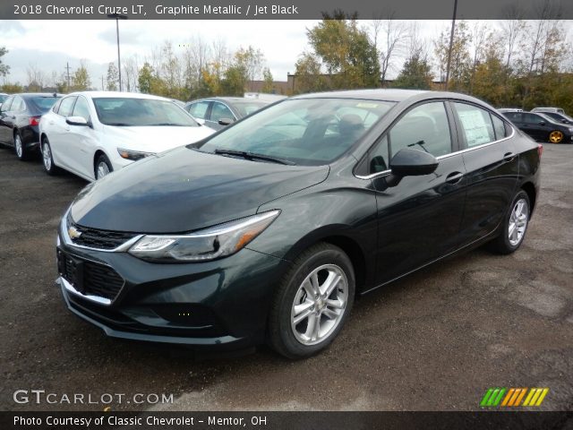 2018 Chevrolet Cruze LT in Graphite Metallic